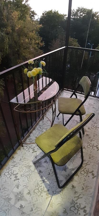 Apartment 30 M2 On Sergei Esenin 11 Kharkiv Eksteriør bilde