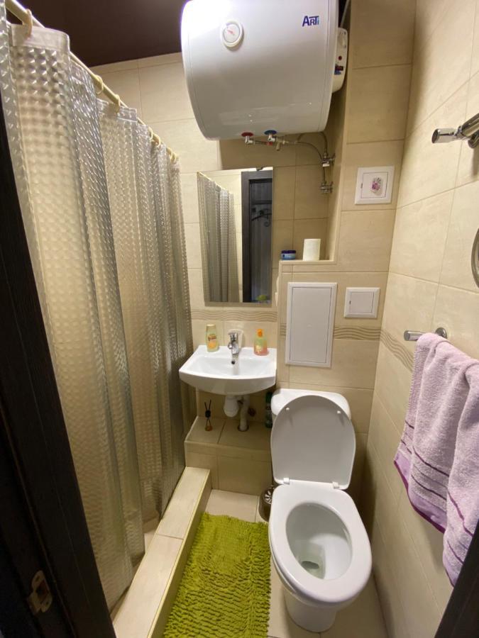 Apartment 30 M2 On Sergei Esenin 11 Kharkiv Eksteriør bilde