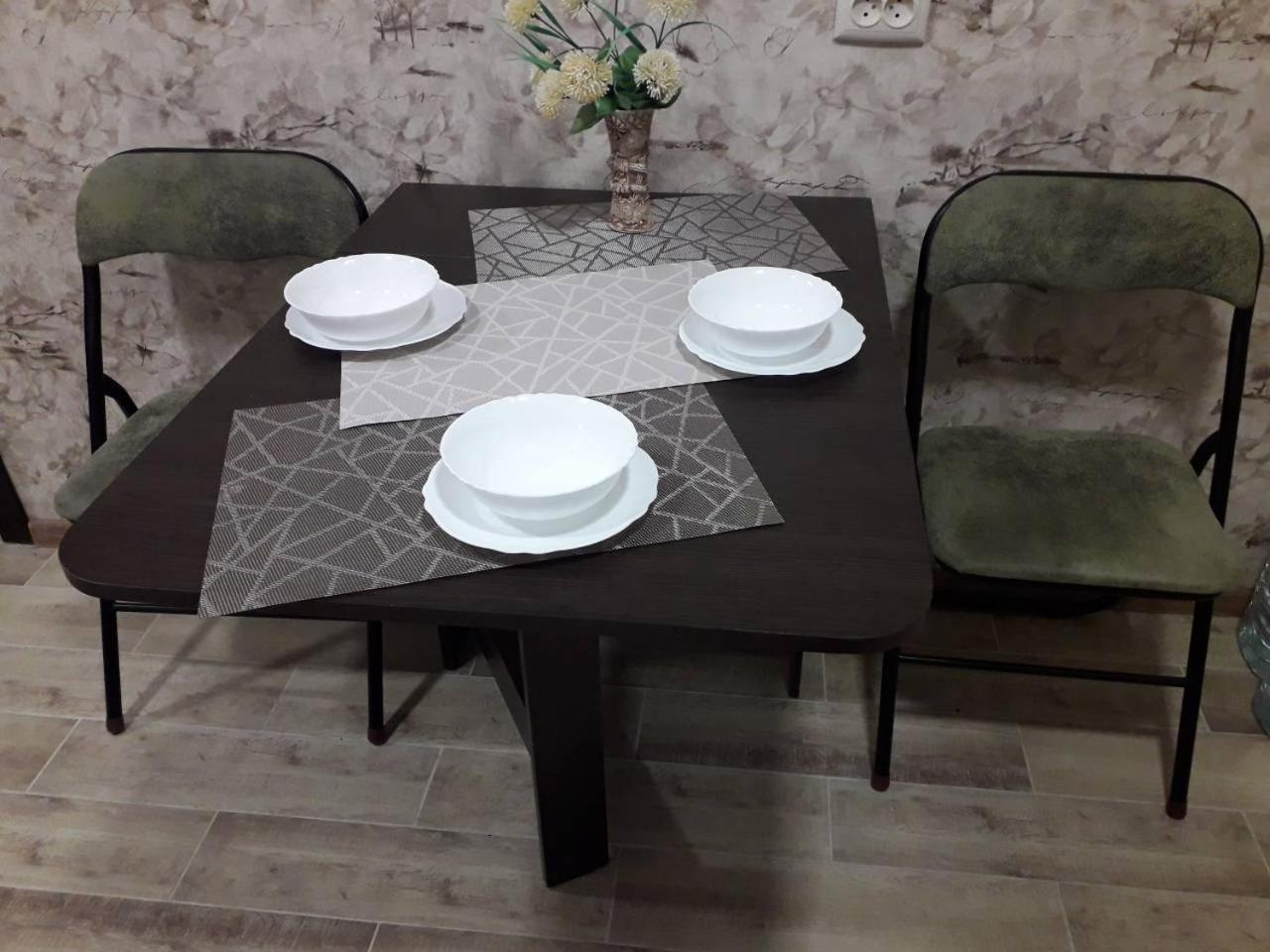 Apartment 30 M2 On Sergei Esenin 11 Kharkiv Eksteriør bilde
