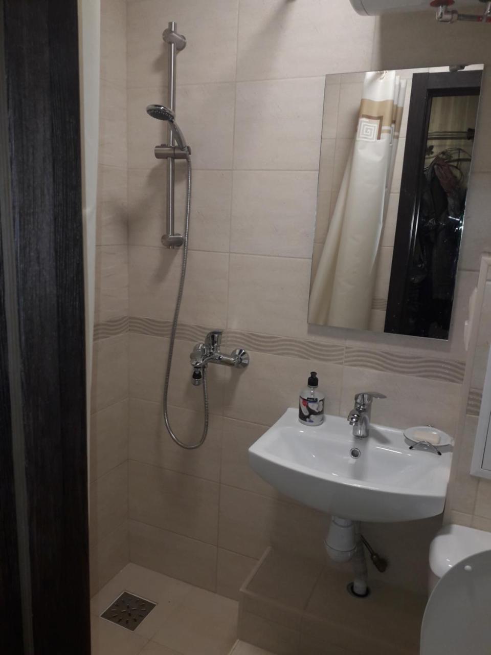 Apartment 30 M2 On Sergei Esenin 11 Kharkiv Eksteriør bilde