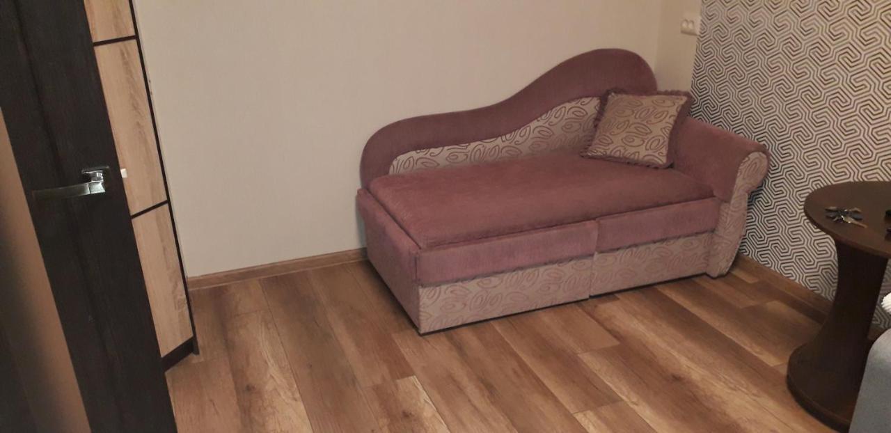 Apartment 30 M2 On Sergei Esenin 11 Kharkiv Eksteriør bilde
