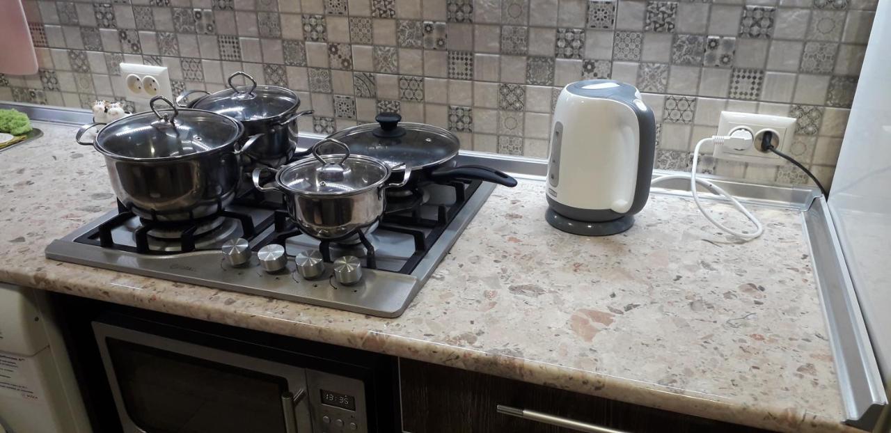 Apartment 30 M2 On Sergei Esenin 11 Kharkiv Eksteriør bilde